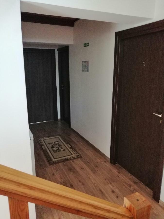Casa Ddm Daniel Hotell Buşteni Eksteriør bilde