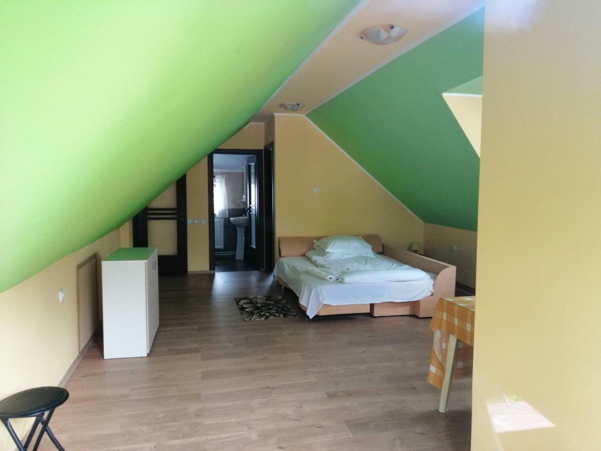 Casa Ddm Daniel Hotell Buşteni Eksteriør bilde
